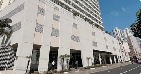 Recepção da clínica de urologia em Campinas